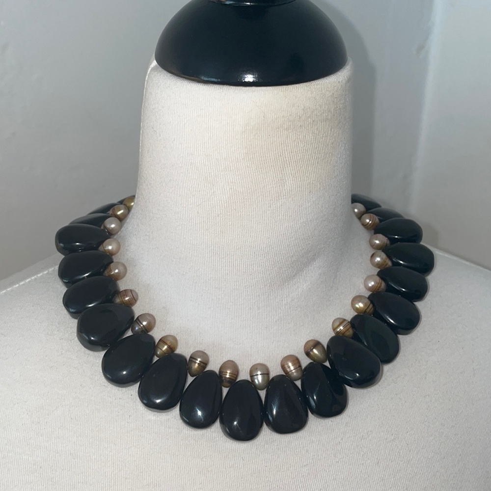 Gorgeous Choker